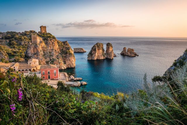 A Solo Traveler's Guide to Italy