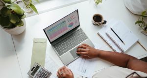Starting a successful lifestyle business: How to make money doing what you love