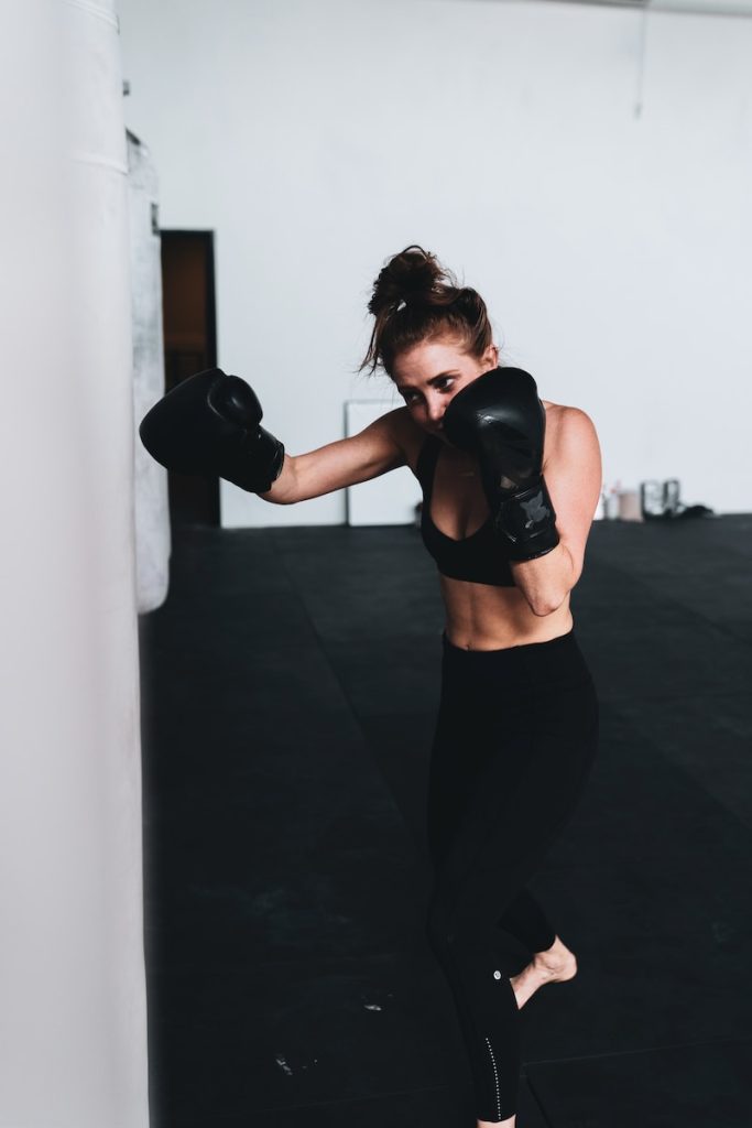 Kickboxing for Cardio: A Beginner&#8217;s Guide
